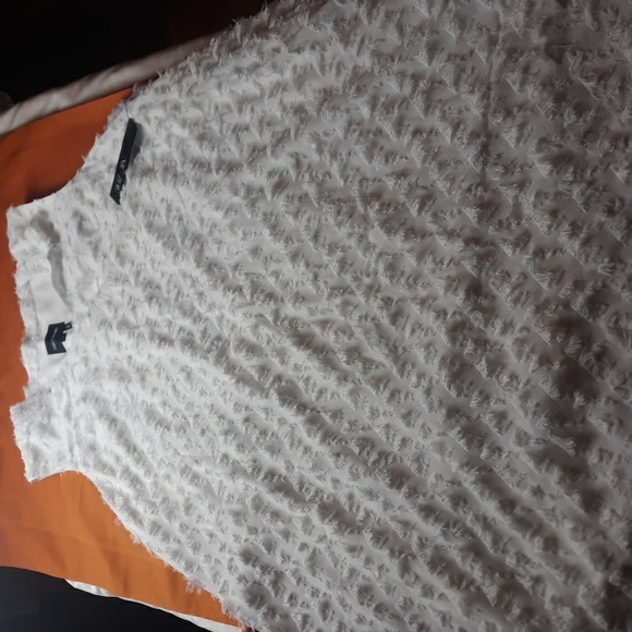 DRESS ~ mini - Picture 4 of 8